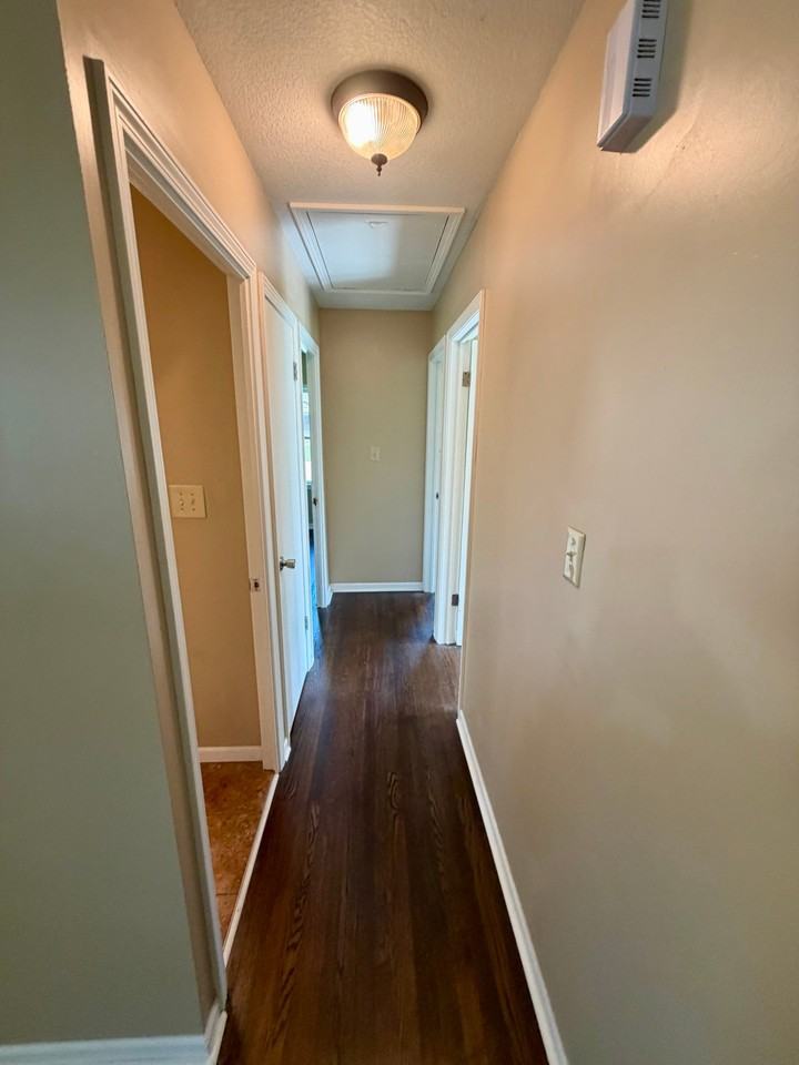 600 N 82nd St - Photo 6 of 11