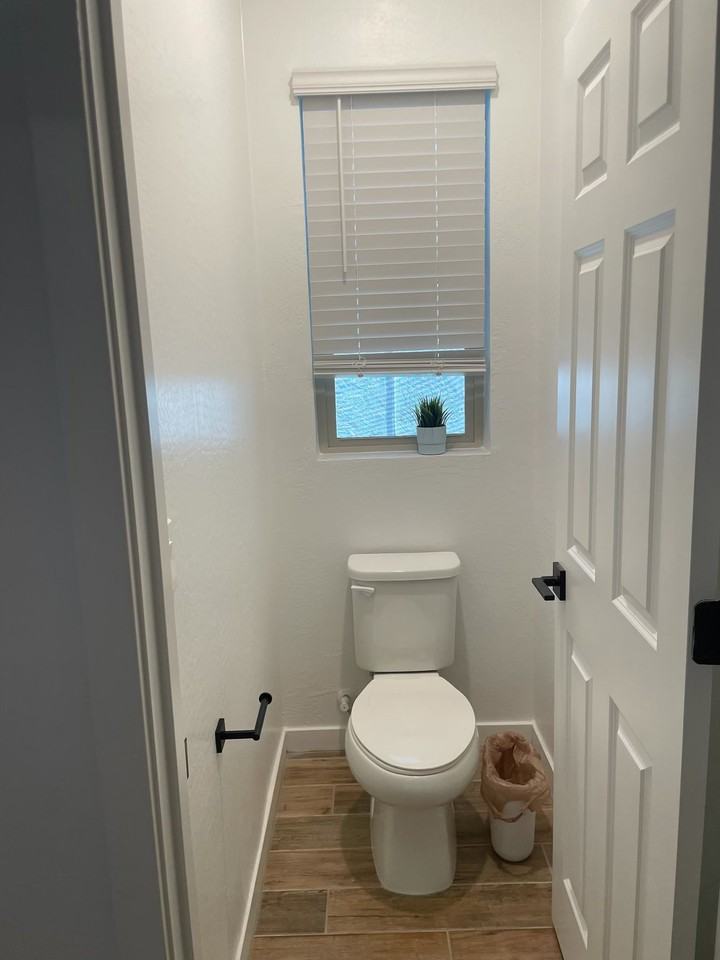 4820 S Molly - Photo 5 of 8