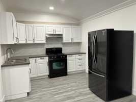 featured image of 452 N Alexander St