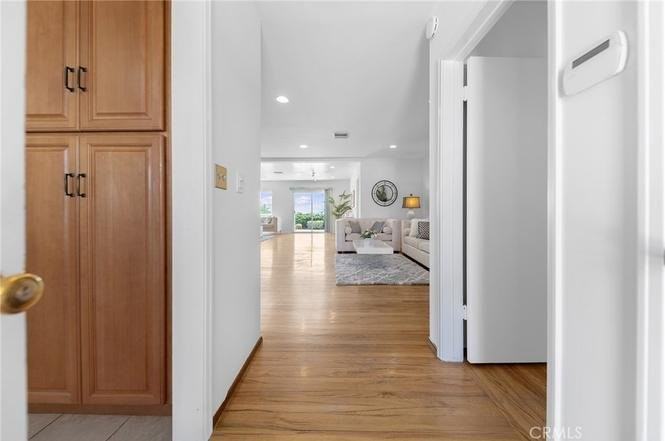 1003 Langley Way - Photo 7 of 35