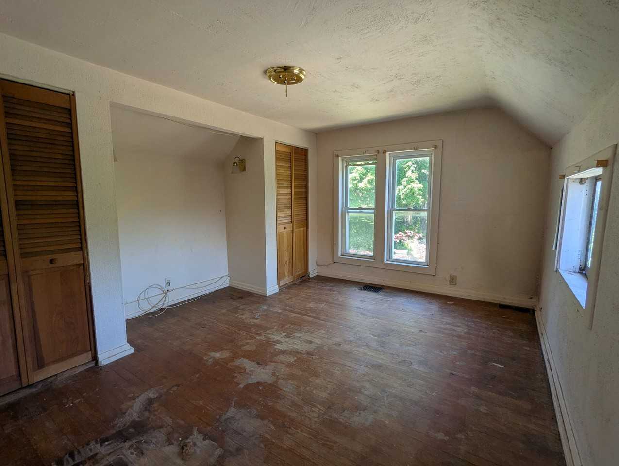 417 W Nelson St - Photo 6 of 6