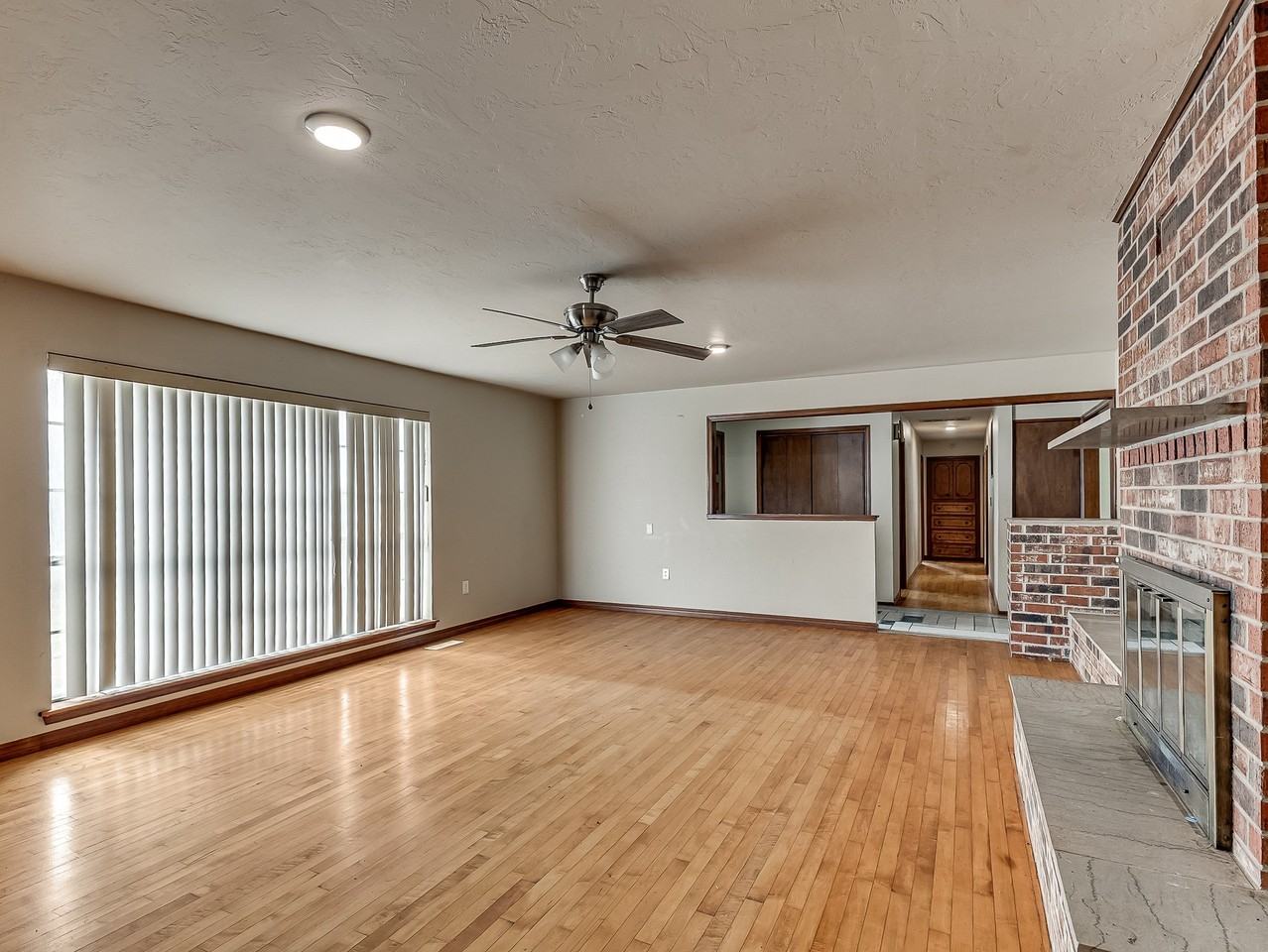 27115 Western Ave - Photo 4 of 18