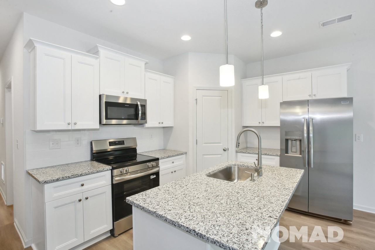 2113 Gemway Dr - Photo 6 of 16