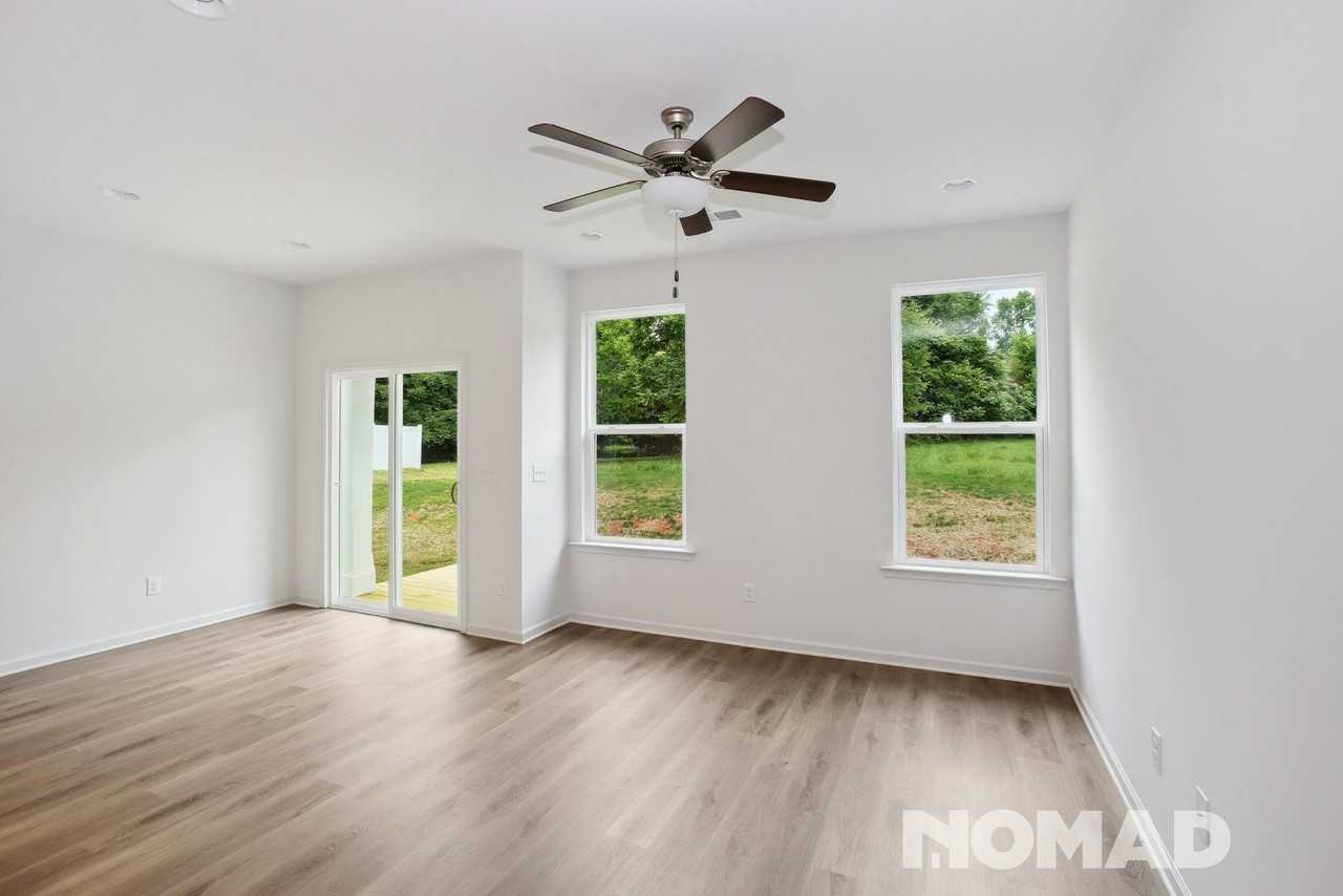 2113 Gemway Dr - Photo 7 of 16