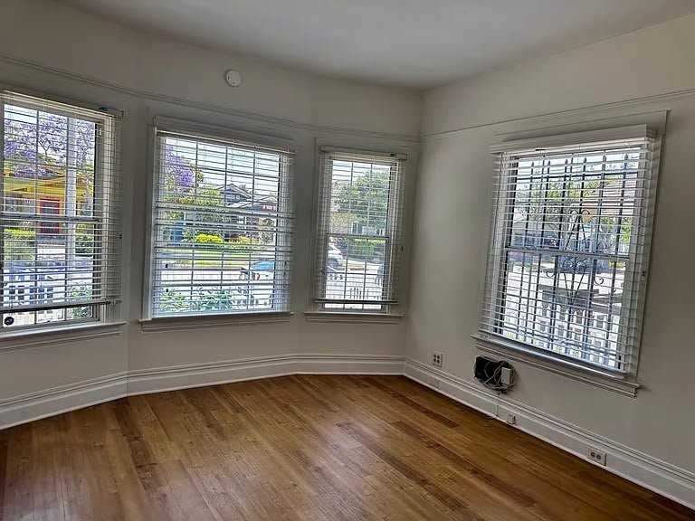 265 Lindero Ave - Photo 5 of 14
