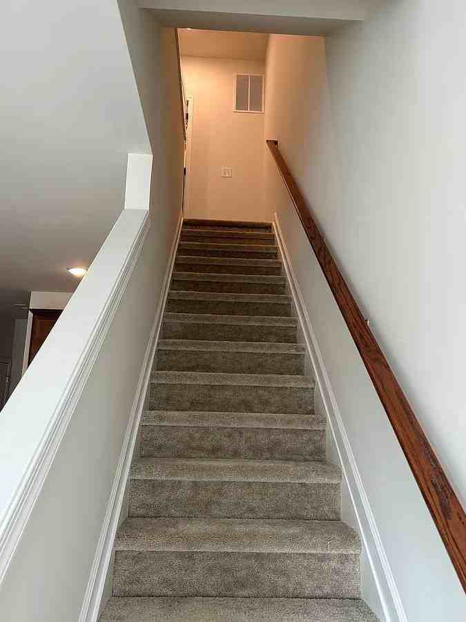 407 Reading Ct - Photo 5 of 10