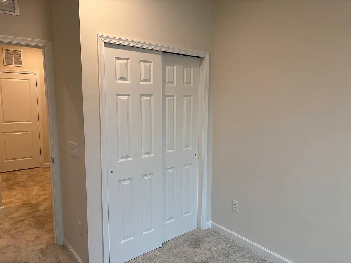 407 Reading Ct - Photo 7 of 10