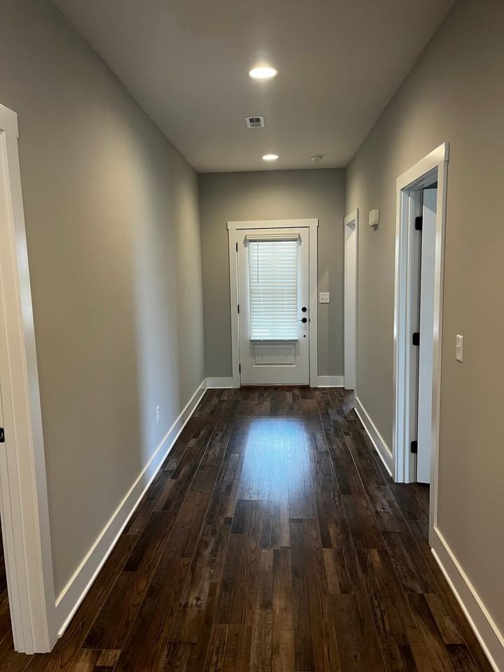 1417 Lemongrass Dr - Photo 4 of 20