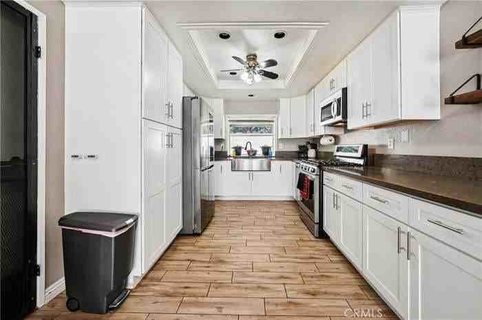 1925 S Starfire Ave - Photo 7 of 20