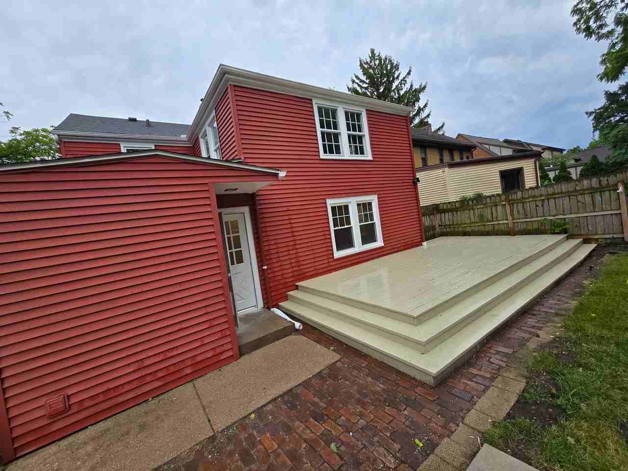 216 Robert Ave - Photo 3 of 18