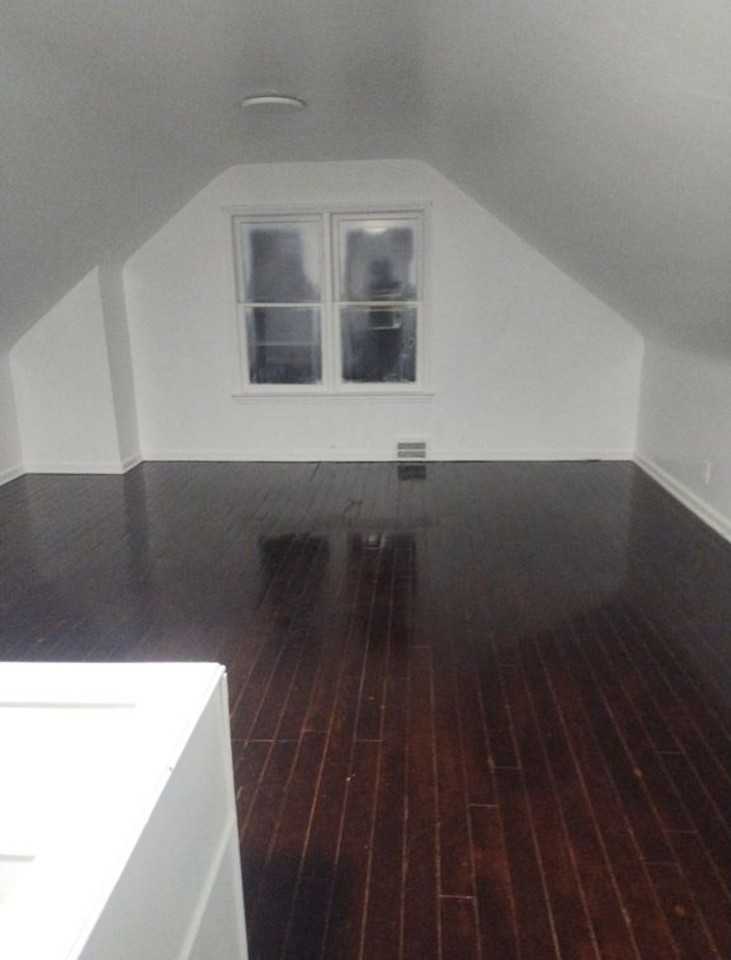 10835 Somerset Ave - Photo 5 of 7