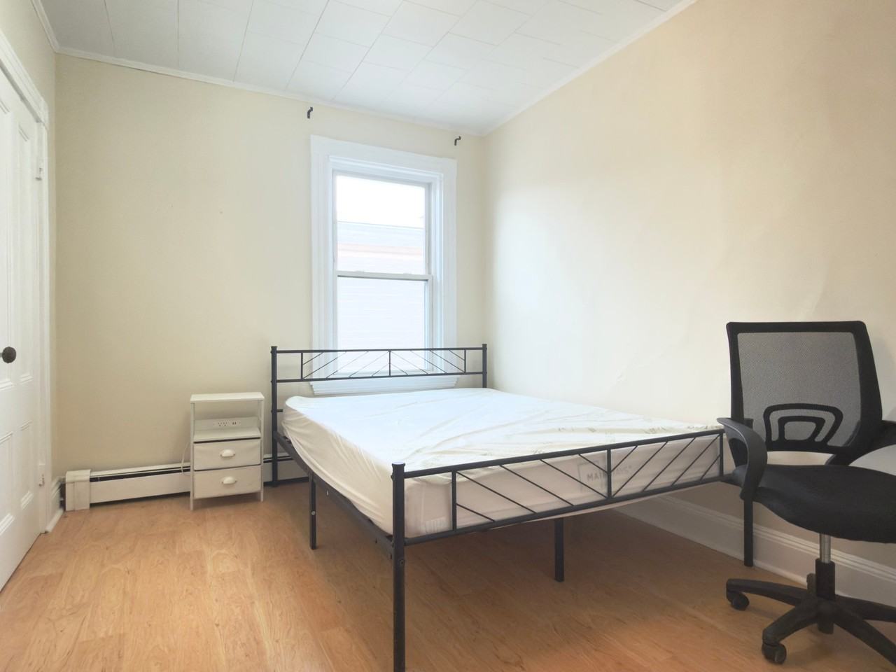 4 Sherman St #3 - Photo 6 of 16