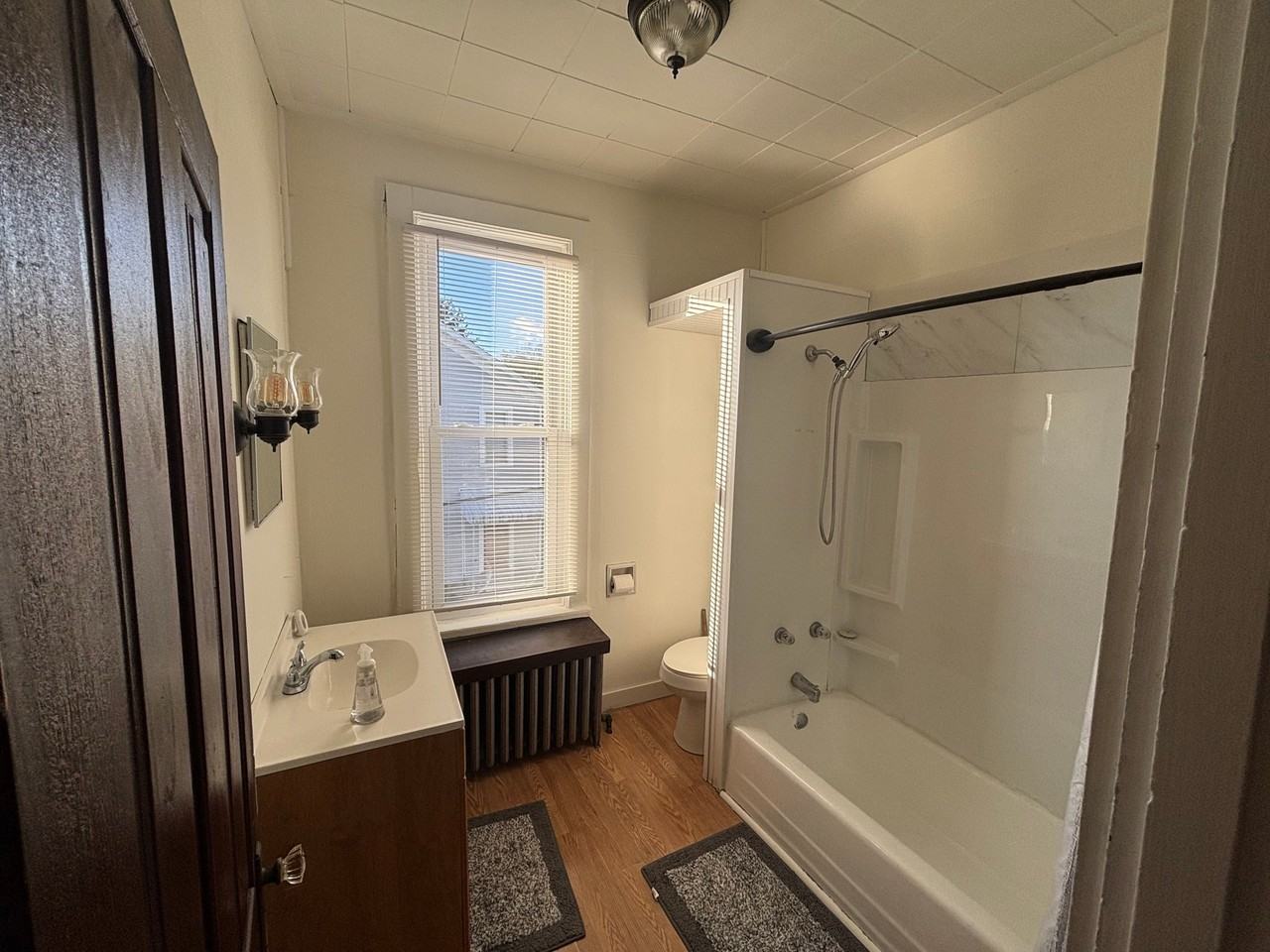 16 Oak St - Photo 6 of 9