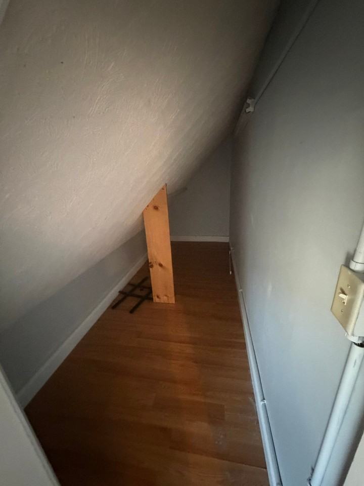 189 Lincoln St #3 - Photo 7 of 10