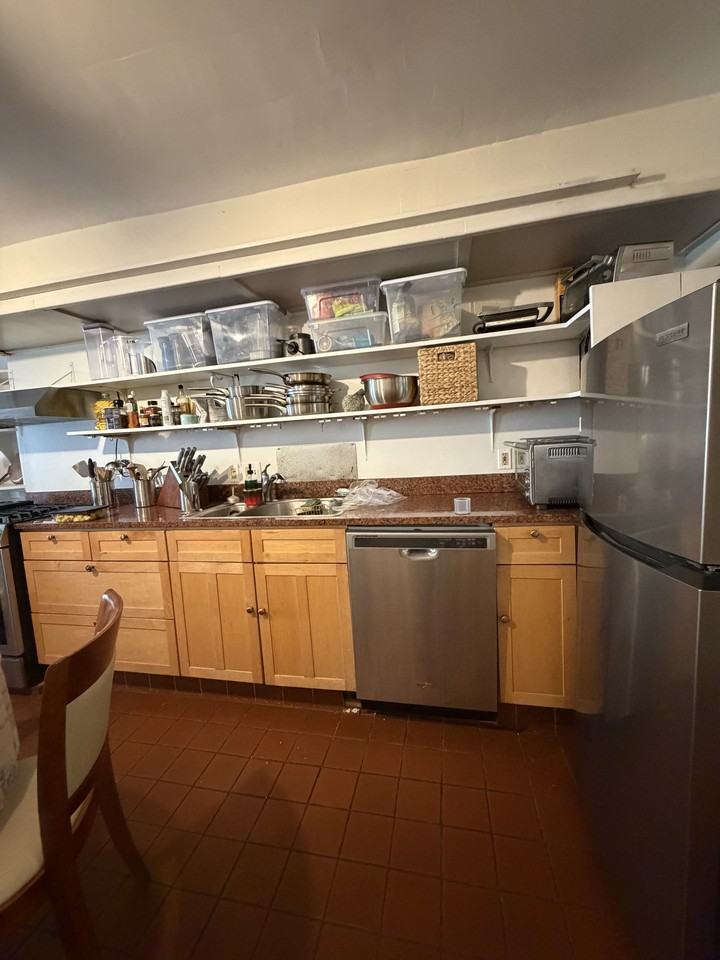 429 Beacon St #B - Photo 7 of 13
