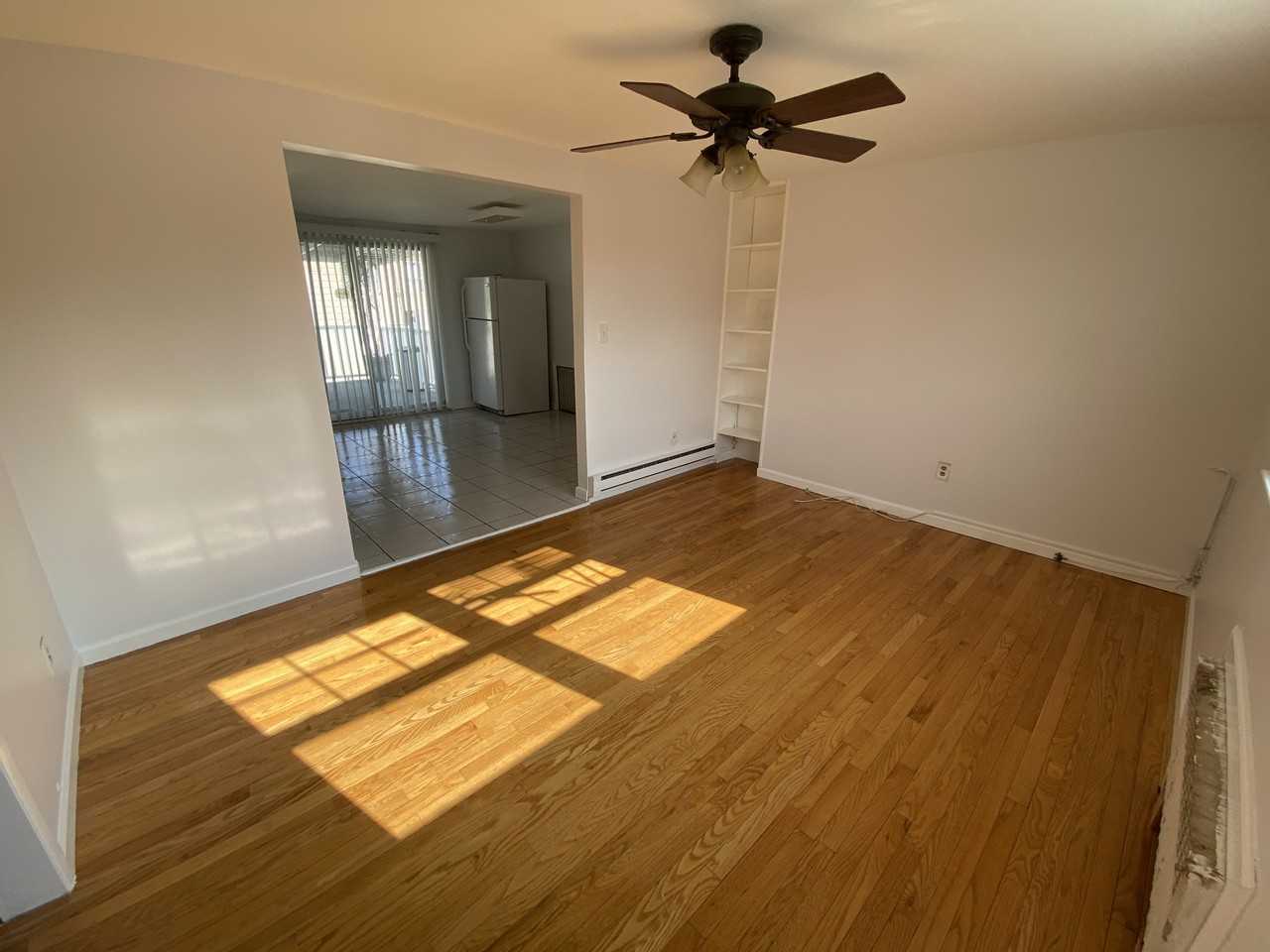 268 Orient Way #NA - Photo 3 of 7