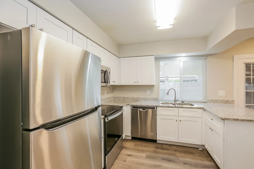 702 N Comanche Dr #NA - Photo 7 of 8