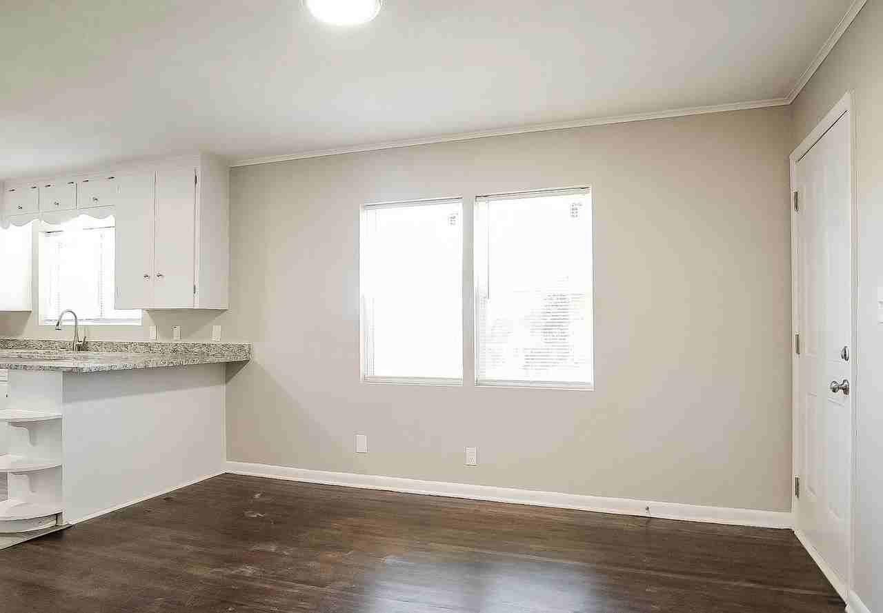 10952 E 4th St #NA - Photo 7 of 10