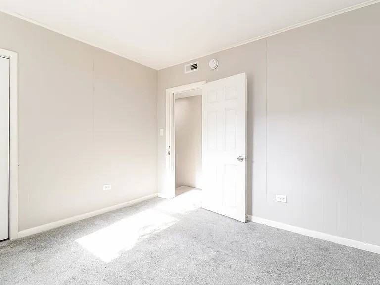 417 S 2nd St #NA - Photo 3 of 9