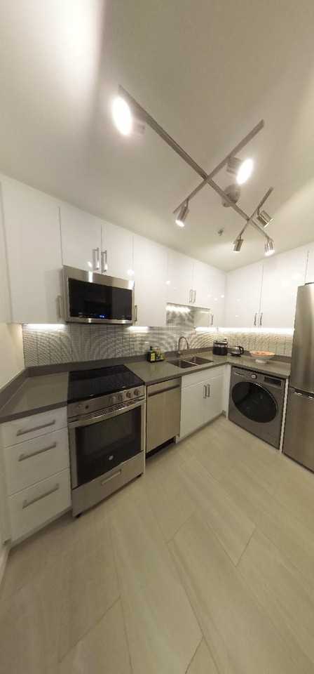 1275 Pacific Surf Apts. - Photo 3 of 8