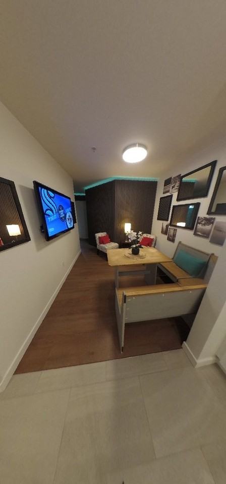 1275 Pacific Surf Apts. - Photo 4 of 8