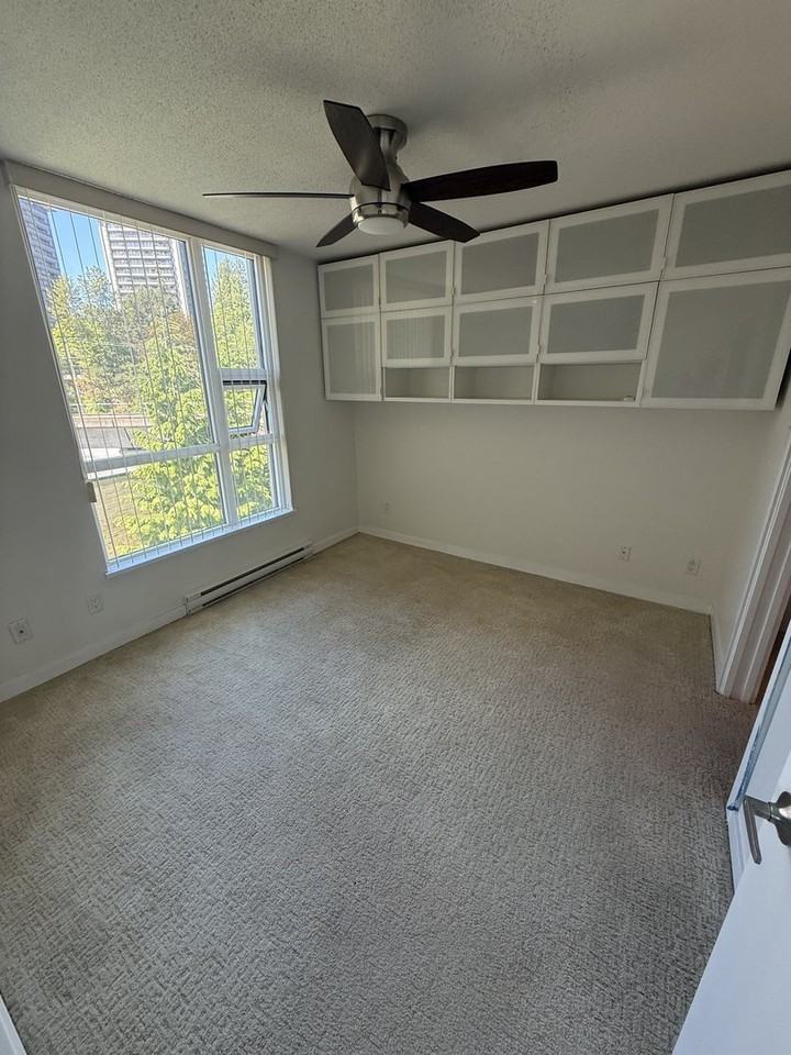 2200 Douglas Rd - Photo 4 of 8