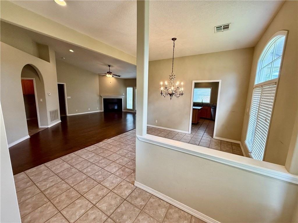 4214 N Meadow View Dr - Photo 4 of 20
