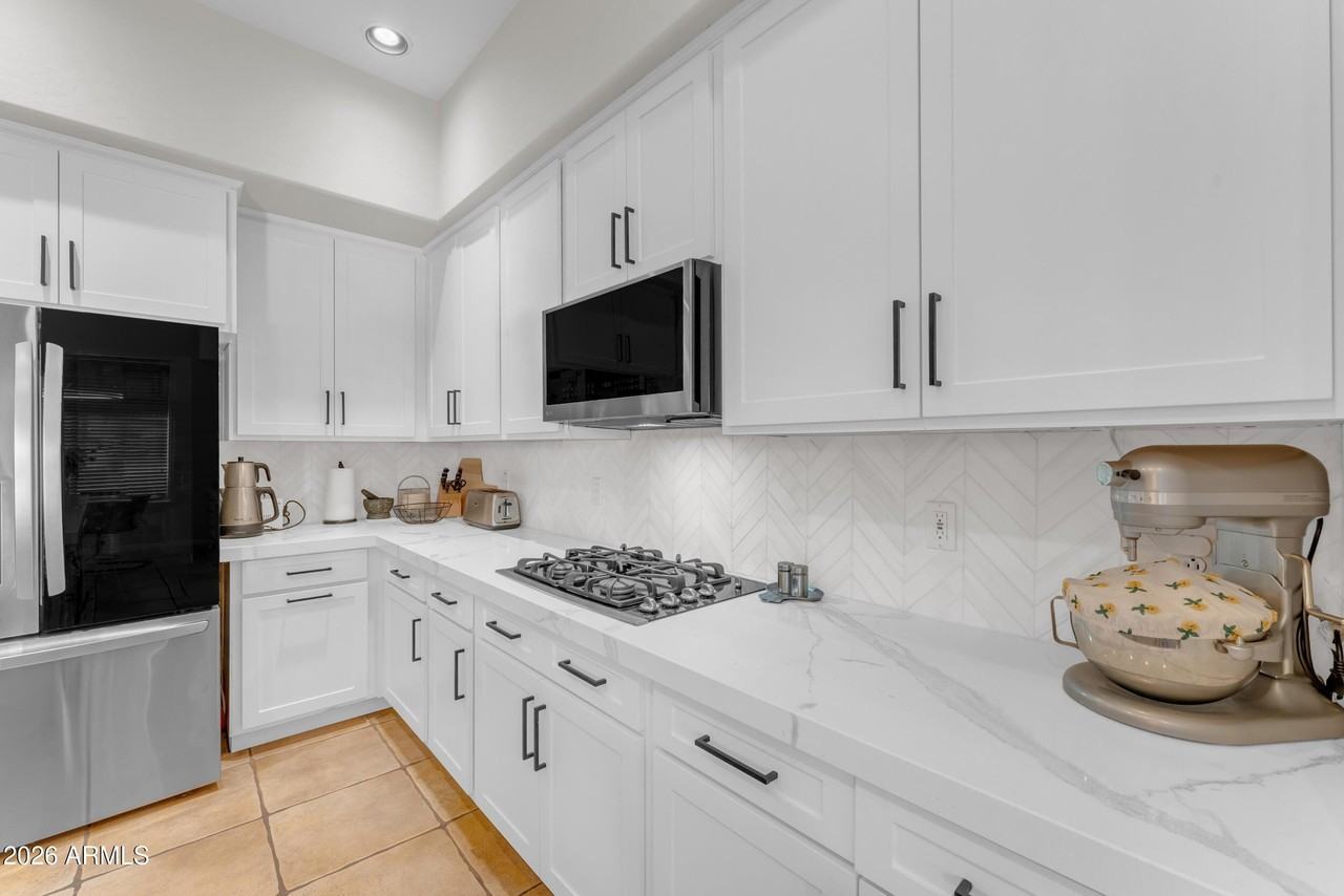 20768 N 76th Way - Photo 6 of 47