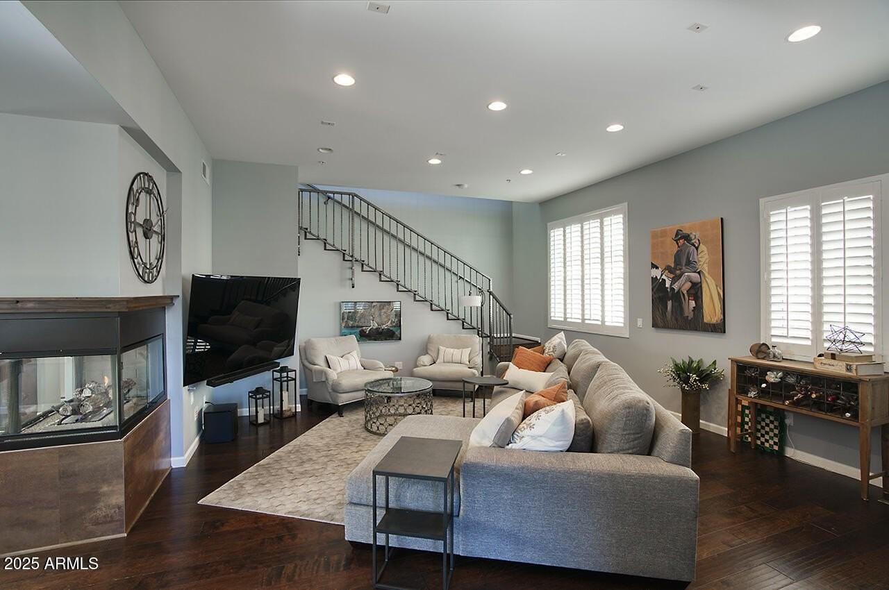 5010 N 34th St #3 - Photo 3 of 28