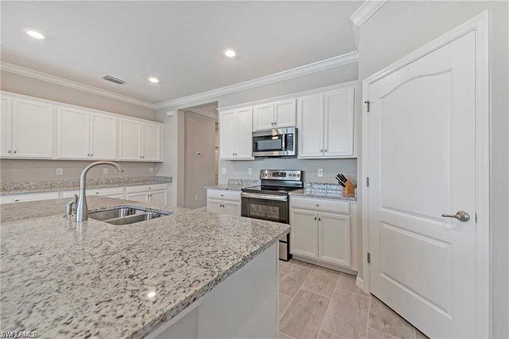 10284 Livorno Dr Lot 27 - Photo 6 of 29