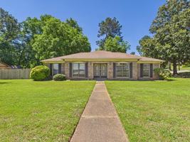 featured image of 1332 Autumnridge Dr