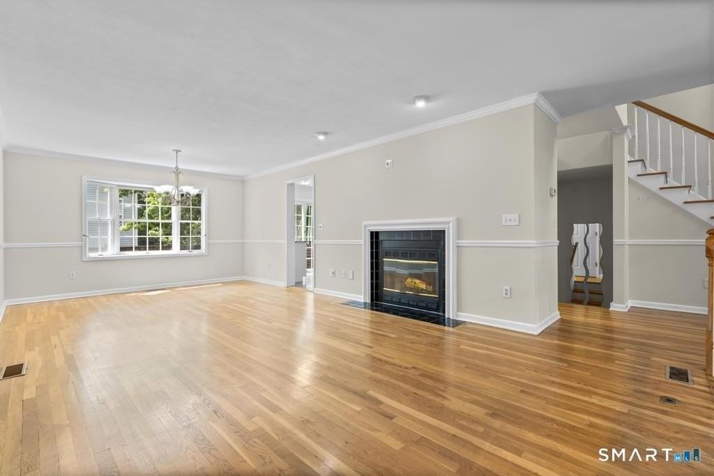 584 Hope St #7 - Photo 6 of 39