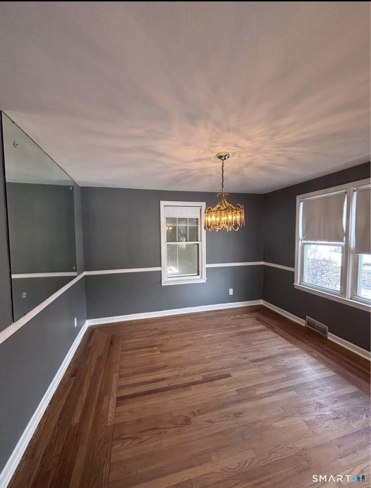112 Harrington Ave - Photo 5 of 9