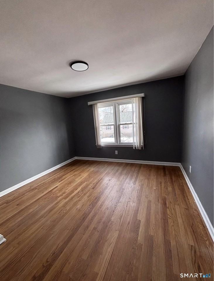 112 Harrington Ave - Photo 7 of 9