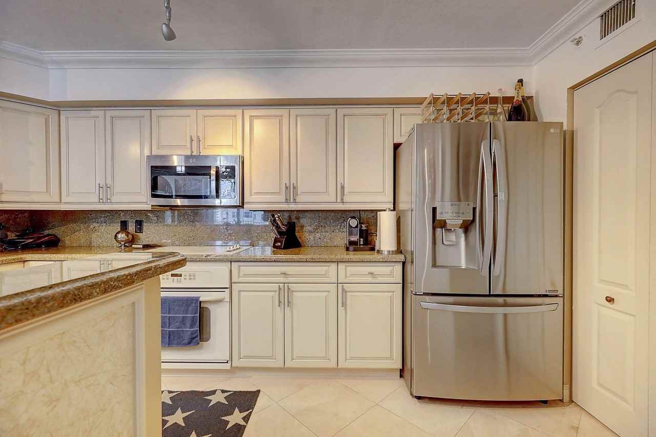 3606 S Ocean 703 Boulevard 703 - Photo 4 of 14