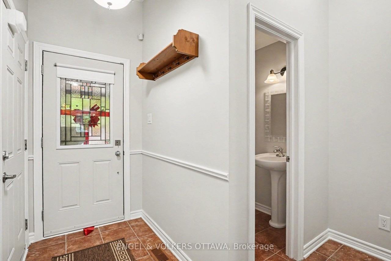 340 Forestbrook St - Photo 2 of 17
