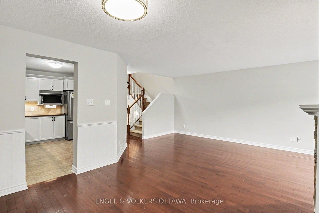 340 Forestbrook St - Photo 5 of 17