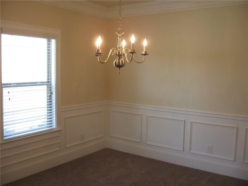 5685 Banner Blvd - Photo 4 of 25