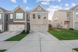 featured image of 2244 Mulsanne Dr