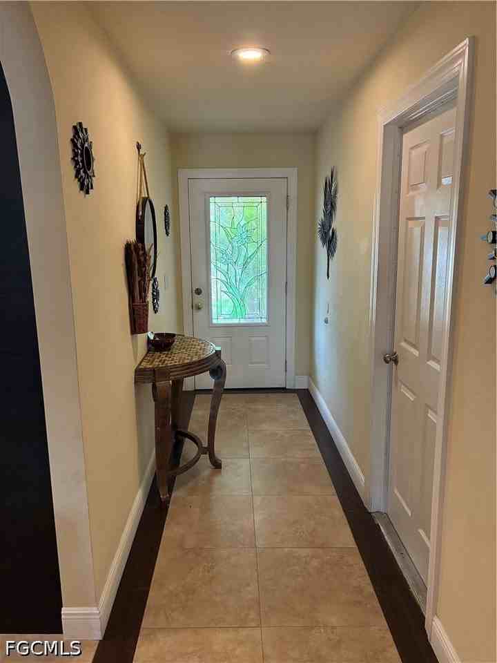 519 Se 20th Ct - Photo 2 of 18