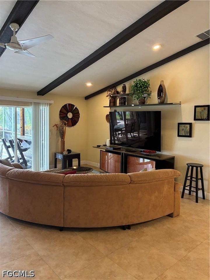 519 Se 20th Ct - Photo 3 of 18