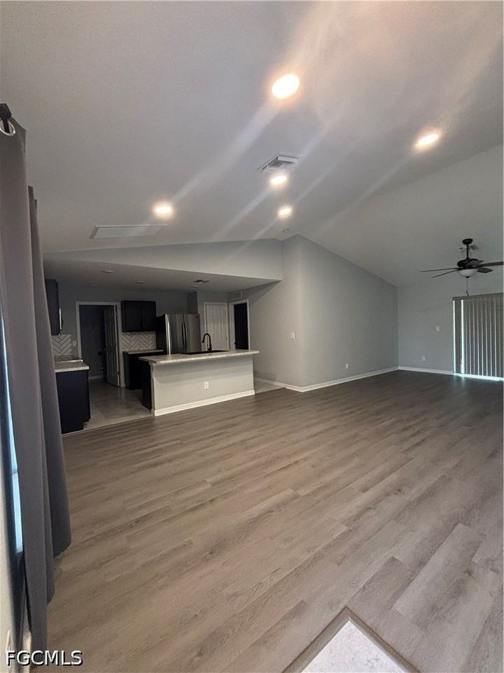 1143 Nw 4th Pl - Photo 4 of 7