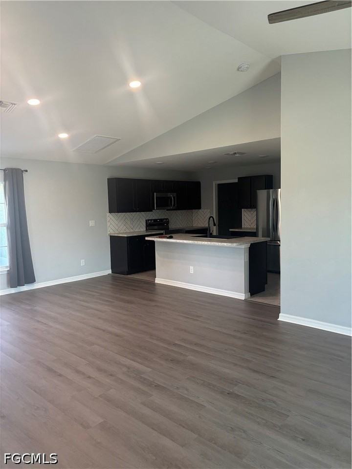 1143 Nw 4th Pl - Photo 5 of 7