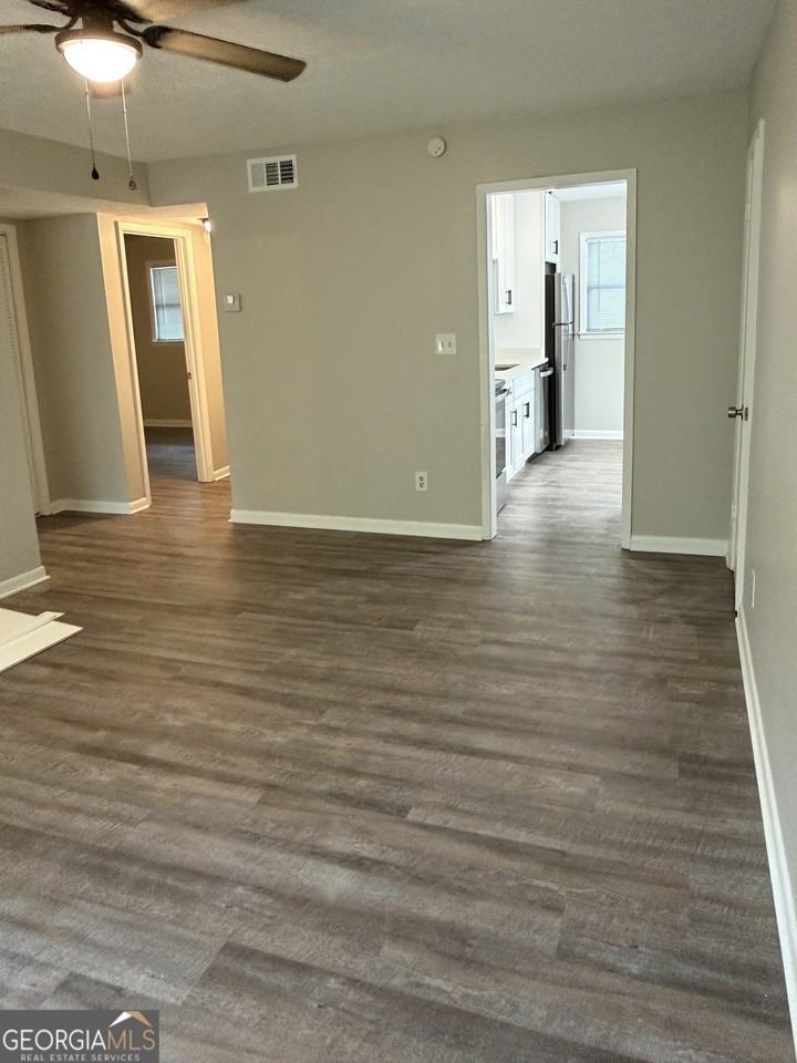 92 Brannan St - Photo 3 of 10