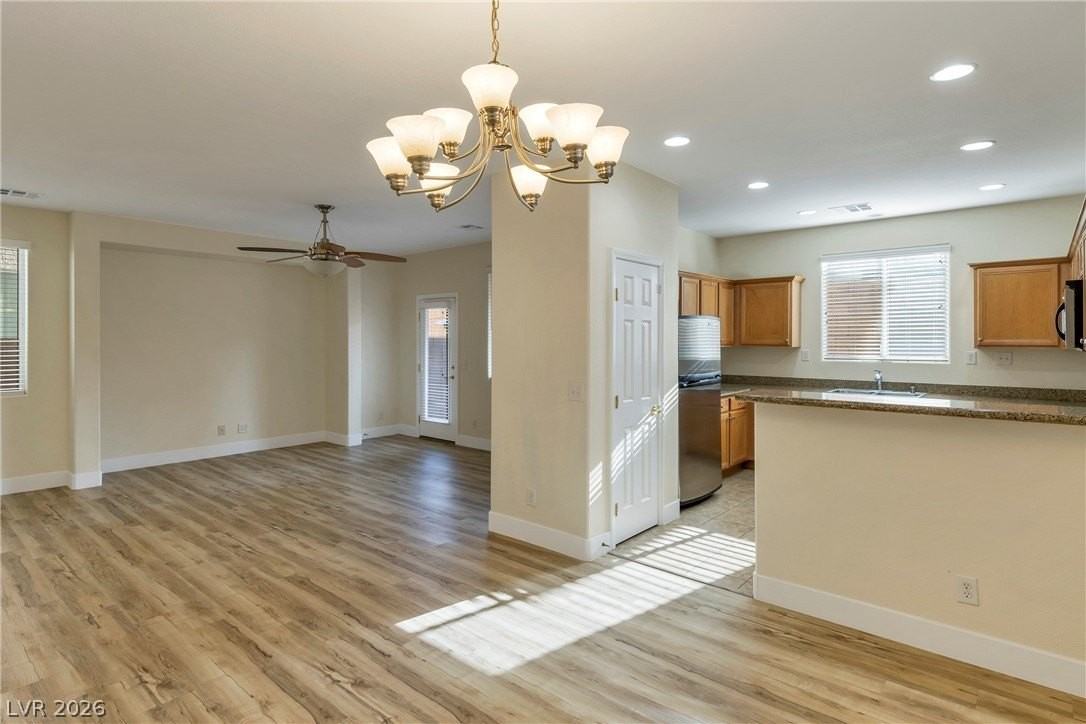 9027 Bold Venture Ct - Photo 6 of 30