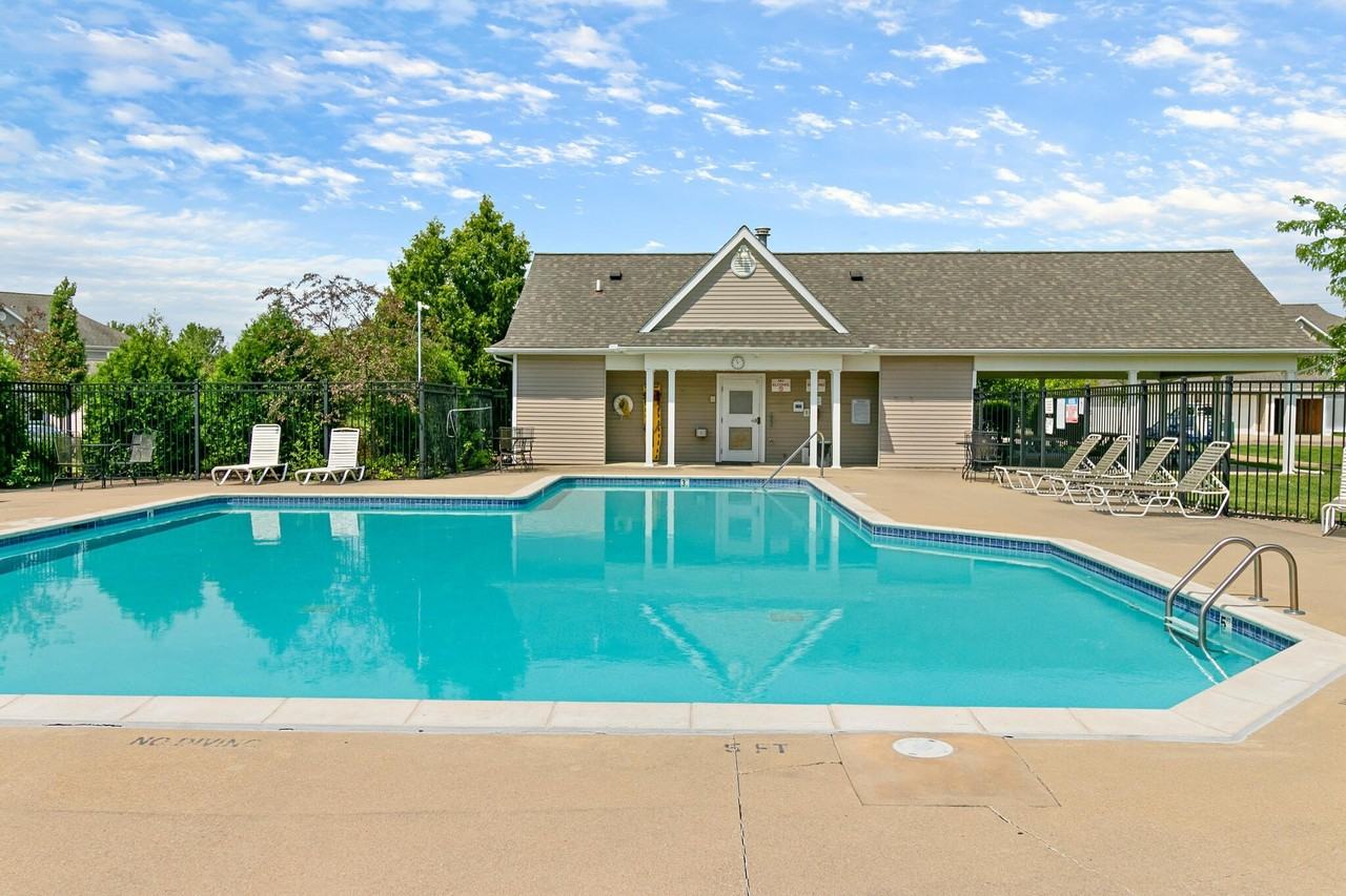 1407 Millbrook Trl - Photo 2 of 23