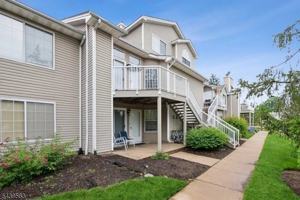 featured image of 4 Ray Ct