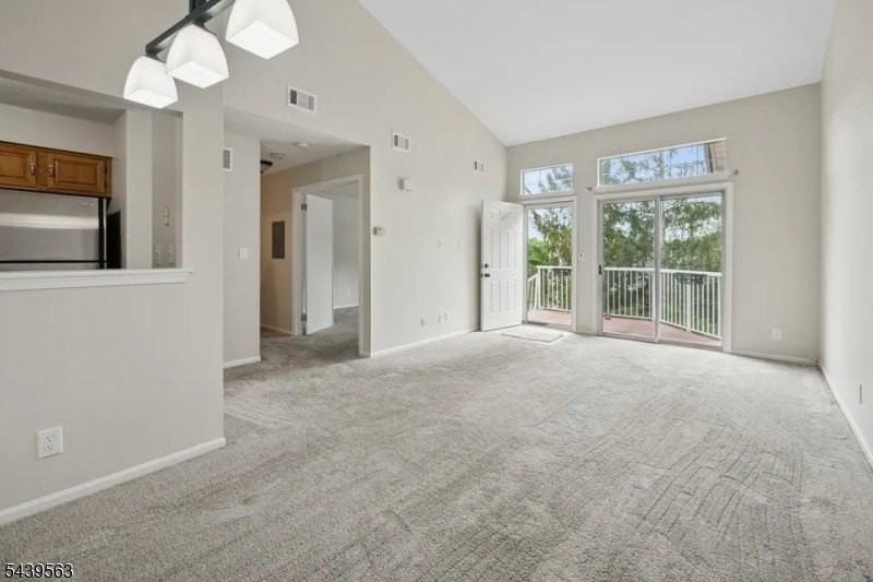 4 Ray Ct - Photo 4 of 11