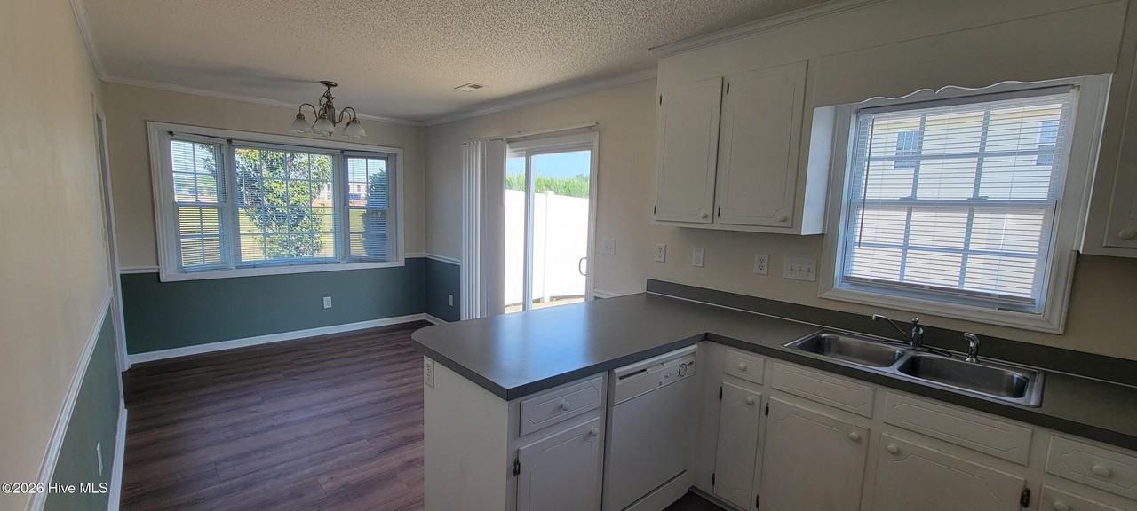 2128 Flagstone Ct #G1 - Photo 6 of 12