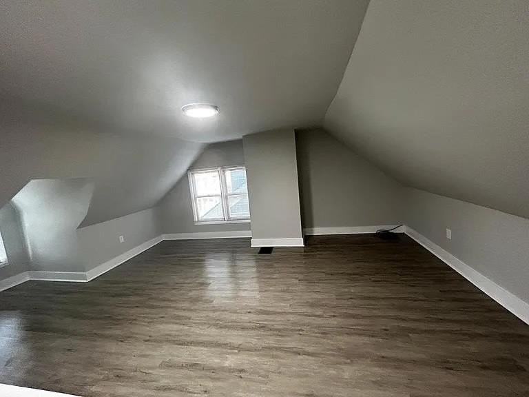 1616 Ferry St #2 - Photo 3 of 14